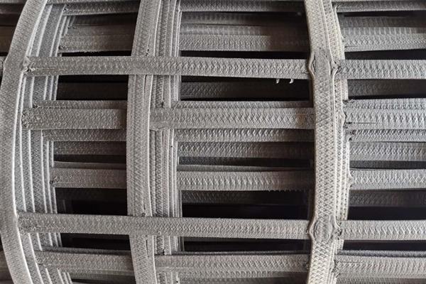 凸結(jié)點(diǎn)鋼塑土工格柵的生產(chǎn)過(guò)程揭秘 第2張