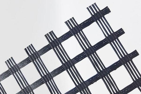 養(yǎng)殖土工格柵:解析使用方法與優(yōu)勢 第3張