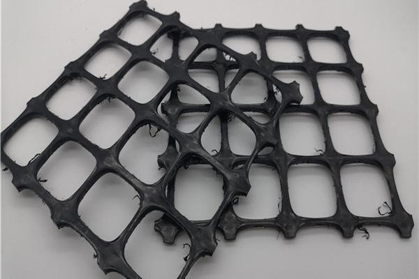 土工格柵的界面特性受哪些因素的影響，了解一下吧！  第2張