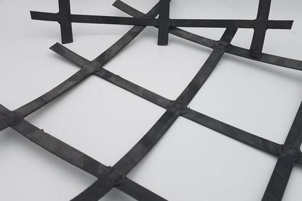 鋼塑土工格柵生產工藝揭秘  第1張