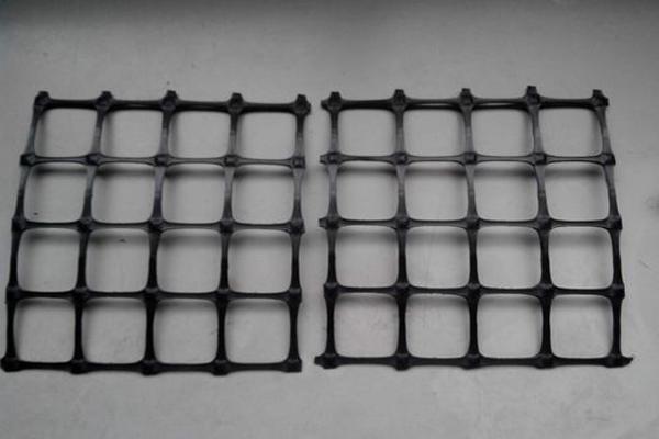 土工格柵的優點有哪些?為什么選用土工格柵? 第1張