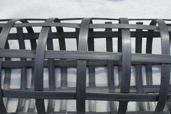 鋼塑土工格柵強度的影響因素解析 第1張