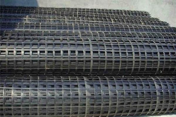 土工格柵在填方與挖方的搭接處需接長度是多少 第2張