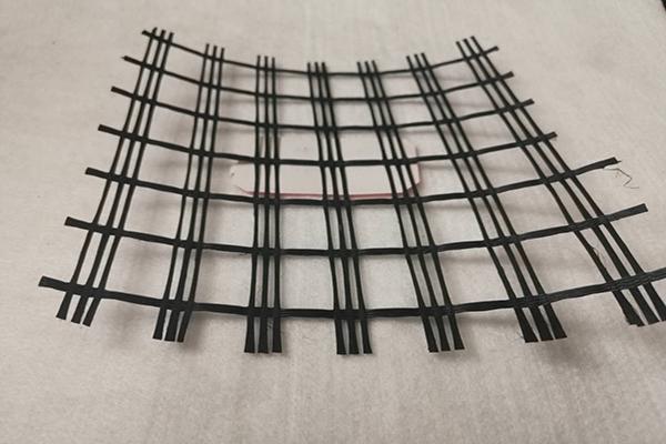 鋼塑土工格柵冬季施工怎么防止凍傷損壞呢？  第3張